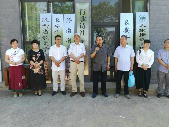 “一城一画”少儿书画展示 献给六一儿童节的特别节目