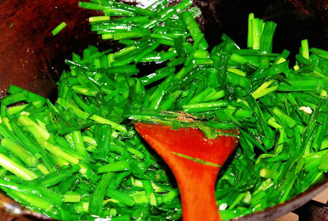 韭菜炒鸡蛋的秘诀在这，味道太赞了，怪不得之前做的不好吃！