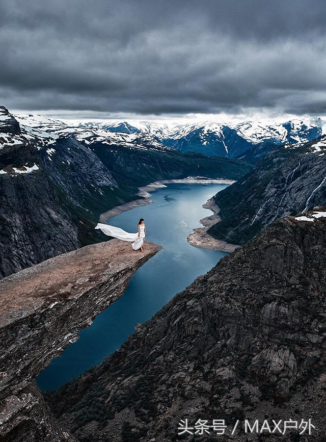 美翻天|11个旅行婚纱照拍摄地推荐,连Angelab