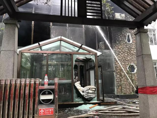 哈尔滨火灾已致20人遇难！为何伤亡如此严重？