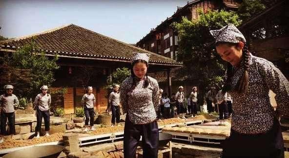 茅台酒里的成份之一竟是“蚊子”，你喝出来了吗？