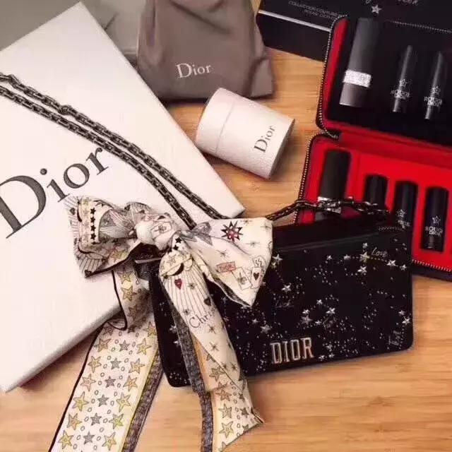 1,雅诗兰黛圣诞礼盒